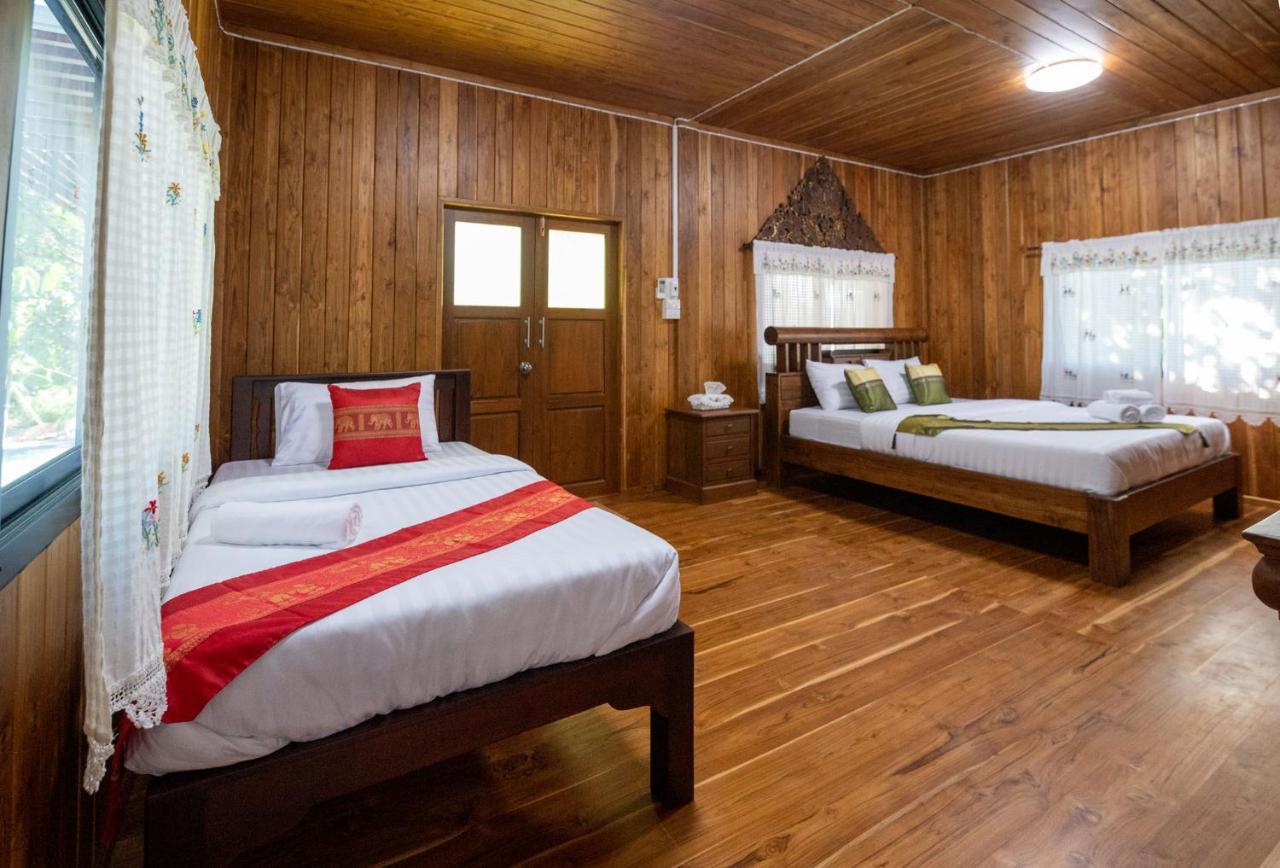 Suk Sabai Homestay Sukhothai Exteriör bild