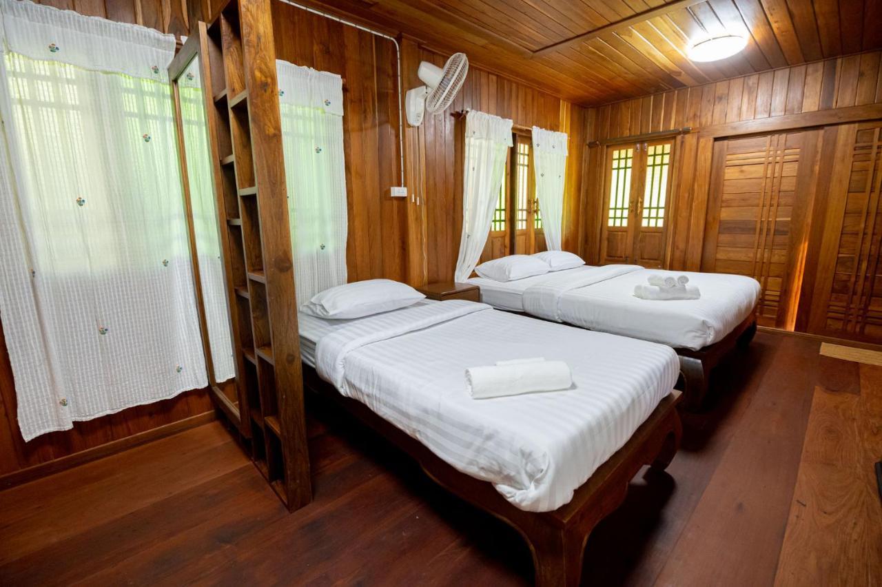 Suk Sabai Homestay Sukhothai Exteriör bild
