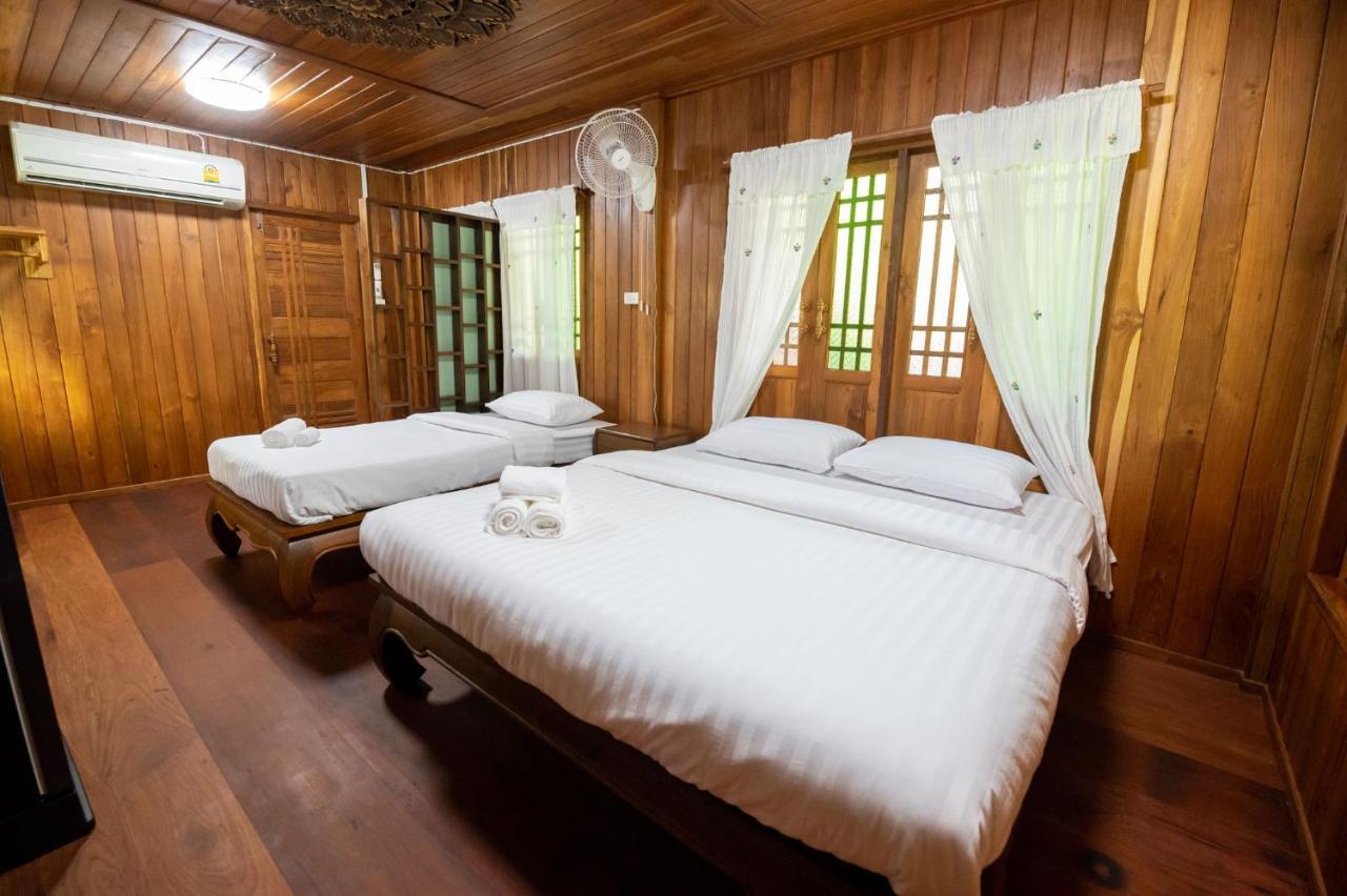 Suk Sabai Homestay Sukhothai Exteriör bild