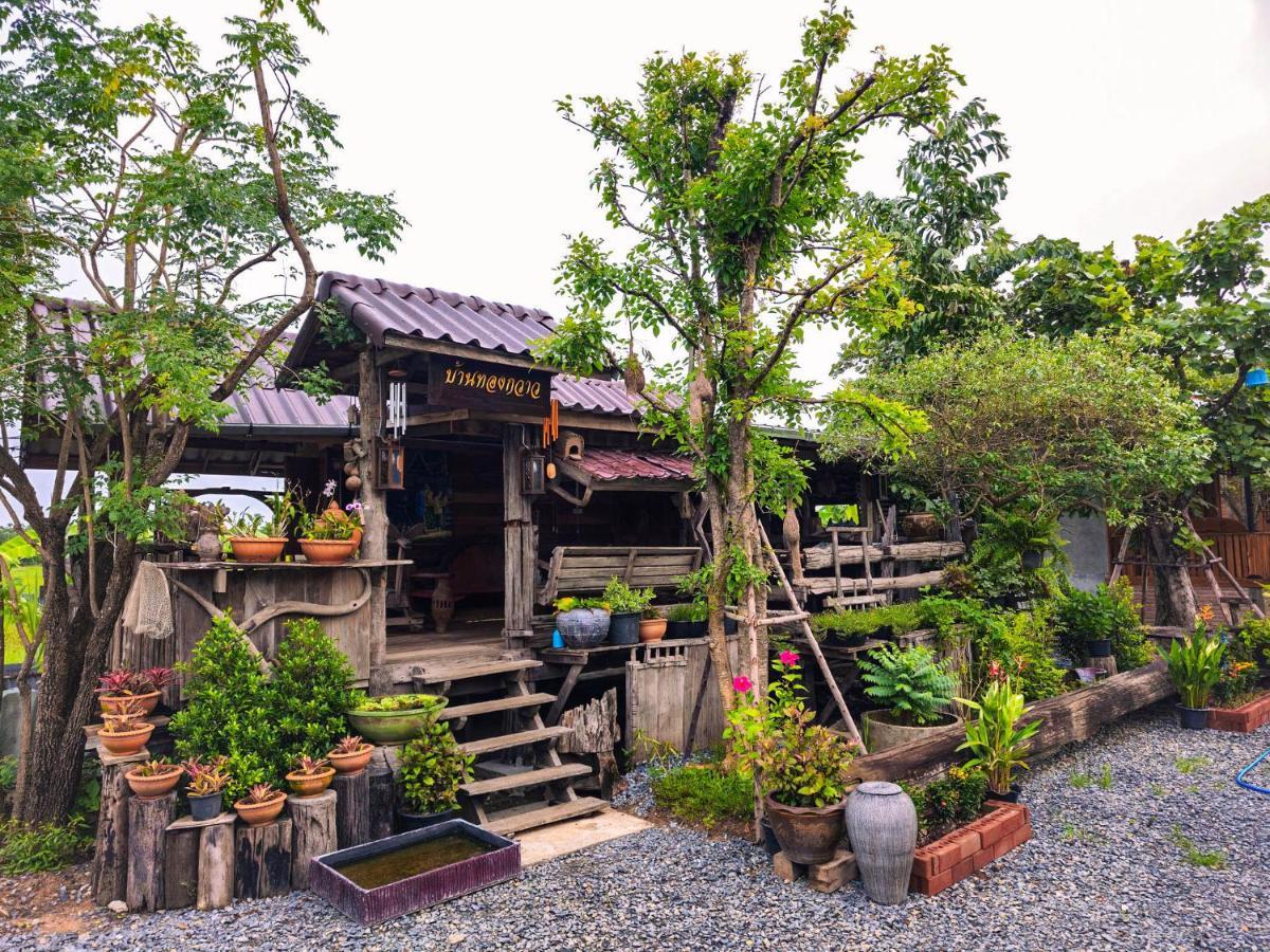 Suk Sabai Homestay Sukhothai Exteriör bild
